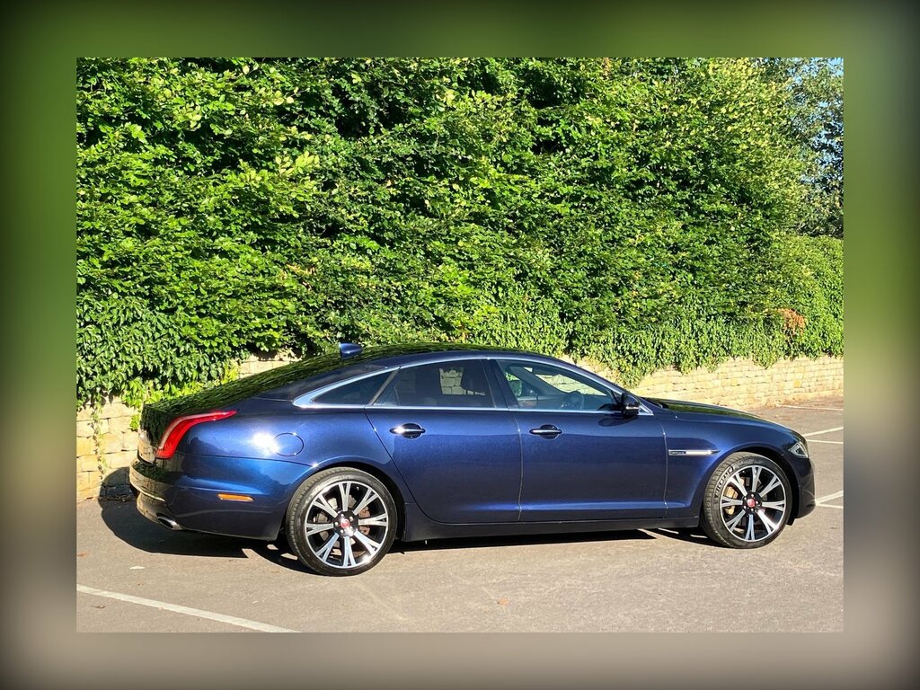 Jaguar XJ  Silver #10