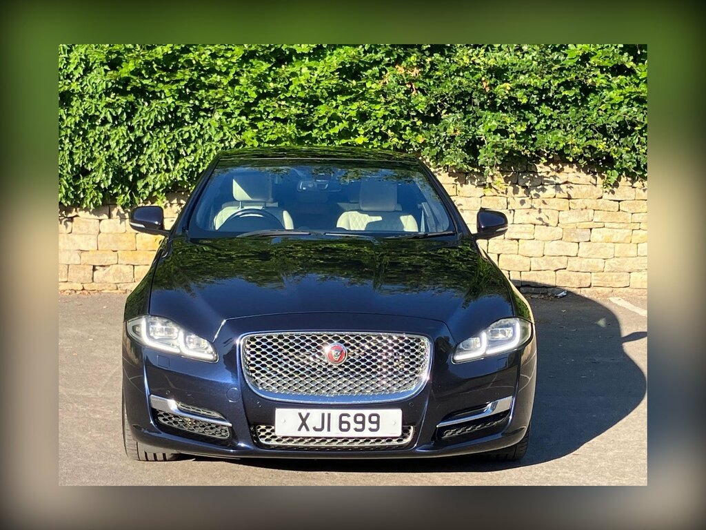 Jaguar XJ  Silver #8