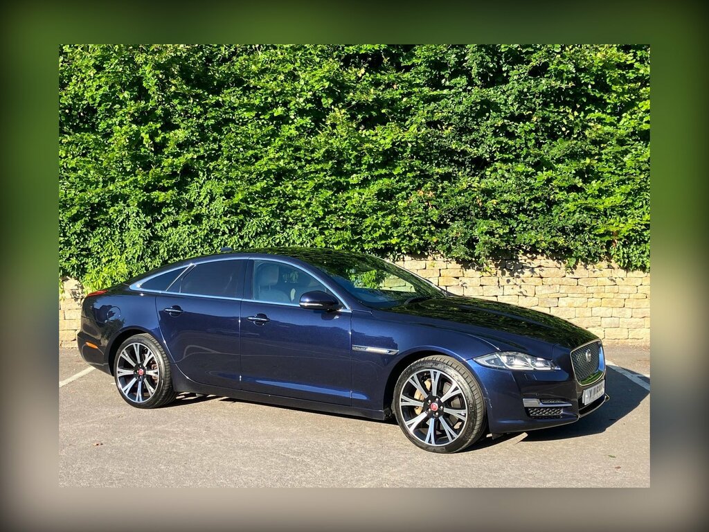 Jaguar XJ  Silver #7