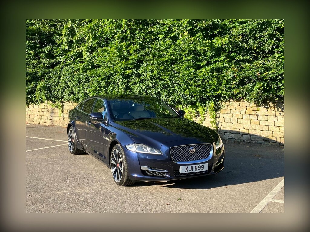 Jaguar XJ  Silver #11
