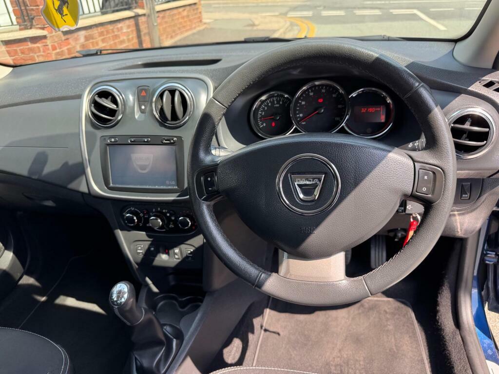 Dacia Sandero Access White #8