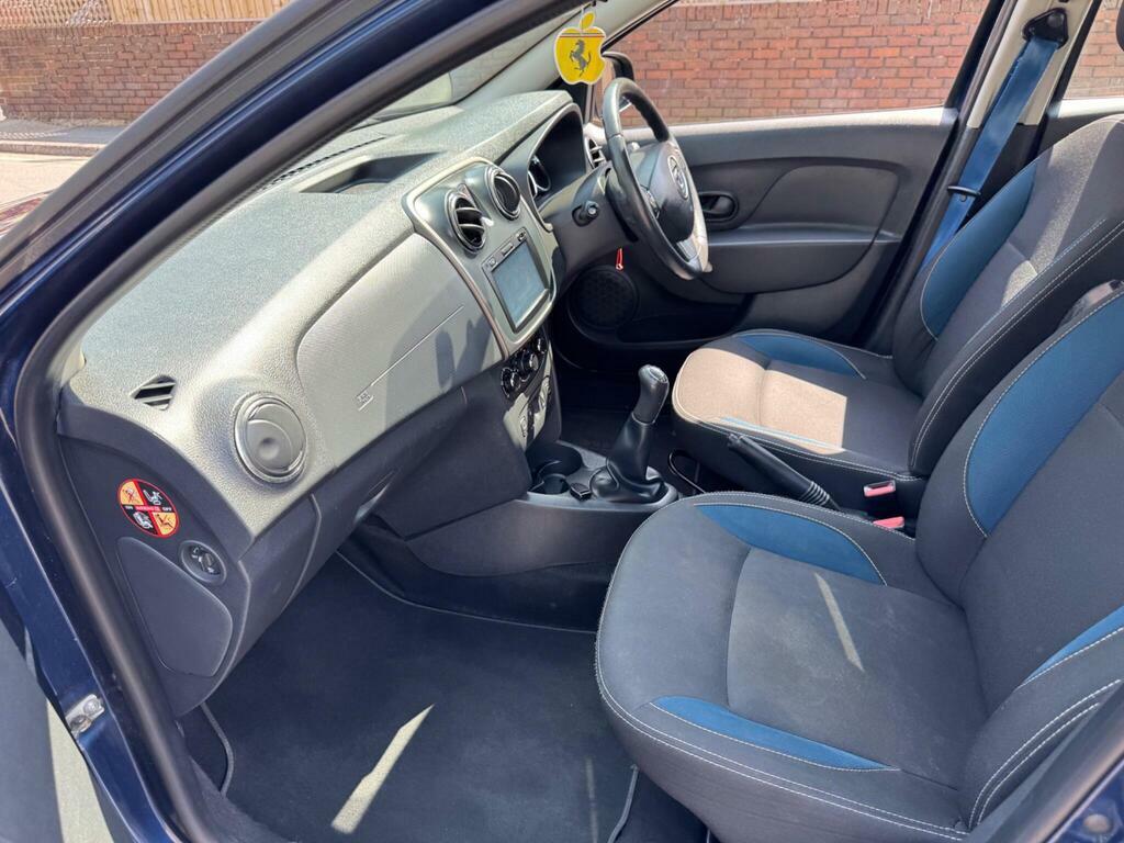 Dacia Sandero Access White #21