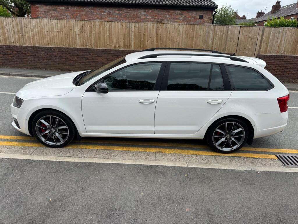 Skoda Octavia 2.0 Tdi Vrs Dsg Euro 5 S S White #3