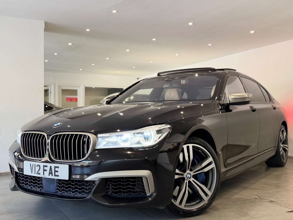 BMW 7 Series V12 Saloon Xdrive Euro 6 V12FAE Black #4