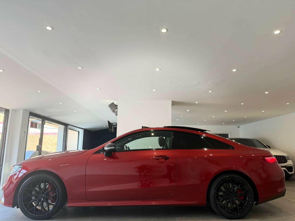Mercedes-Benz E Class 3.0 E450 V6 Gpf Amg Line Premium Plus Coupe WA69UXL Red #5