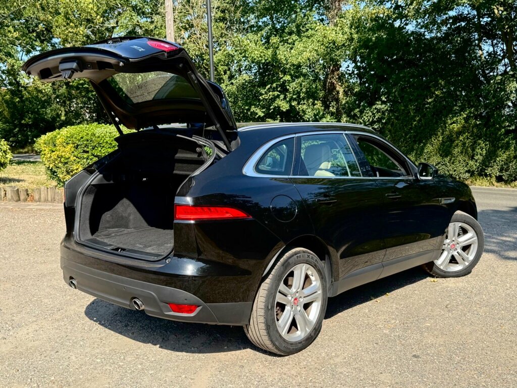 Jaguar F-Pace 2.0 D240 Portfolio Awd Euro 6 Ss Black #2