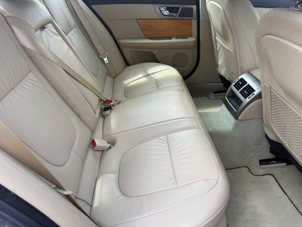 Jaguar XF Grey #54