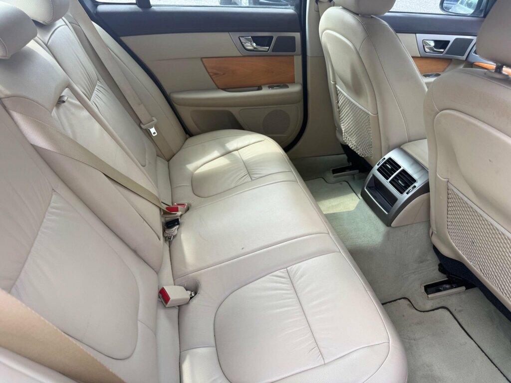 Jaguar XF Grey #53