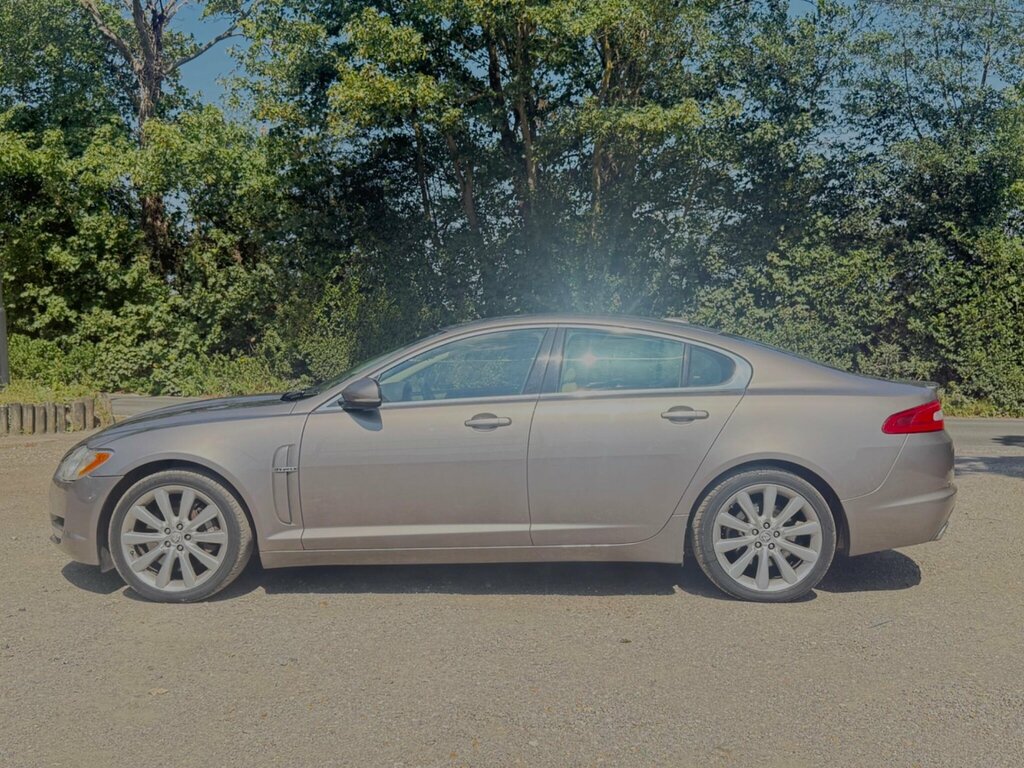 Jaguar XF Grey #18