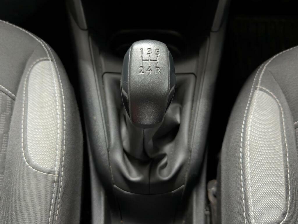 Peugeot 208 1.2 Puretech Xs White 82 Bhp Orange #14