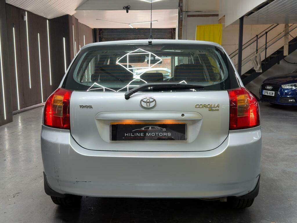 Toyota Corolla 1.6 Vvt-i T Spirit Silver #5