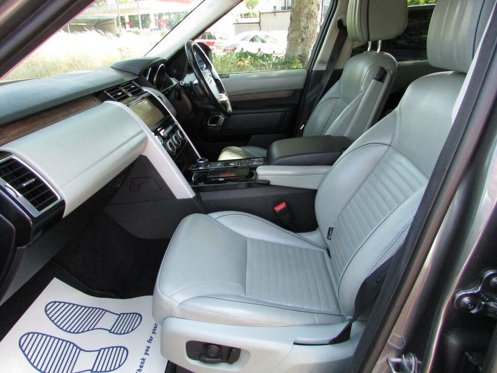 Land Rover Discovery 3.0 Td6 Hse Luxury Grey #5