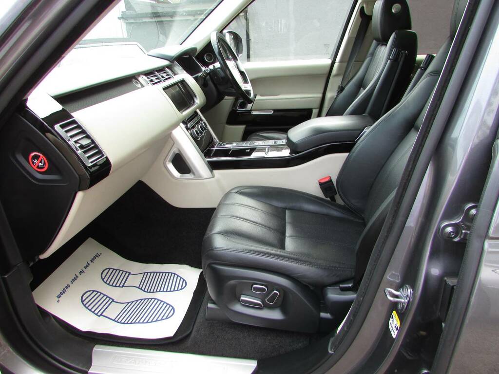 Land Rover Range Rover 3.0 Tdv6 Vogue Grey #5