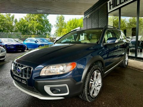 Volvo XC70 2.4 D5 Se Blue #2