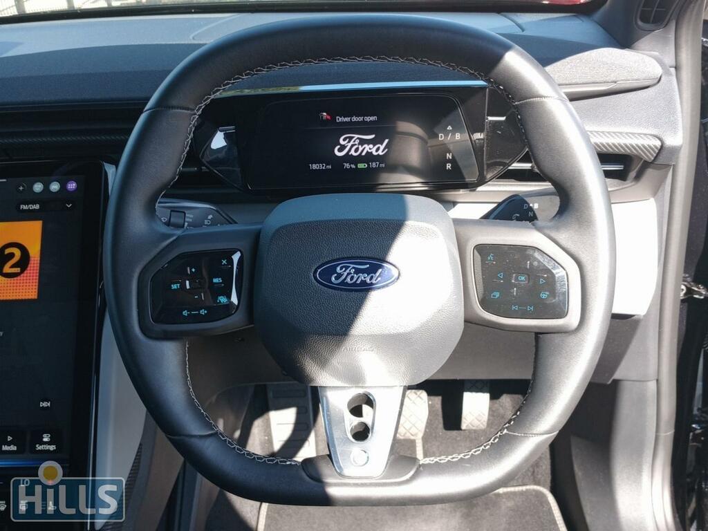 Ford Capri Extended Range 77Kwh Premium Black #35