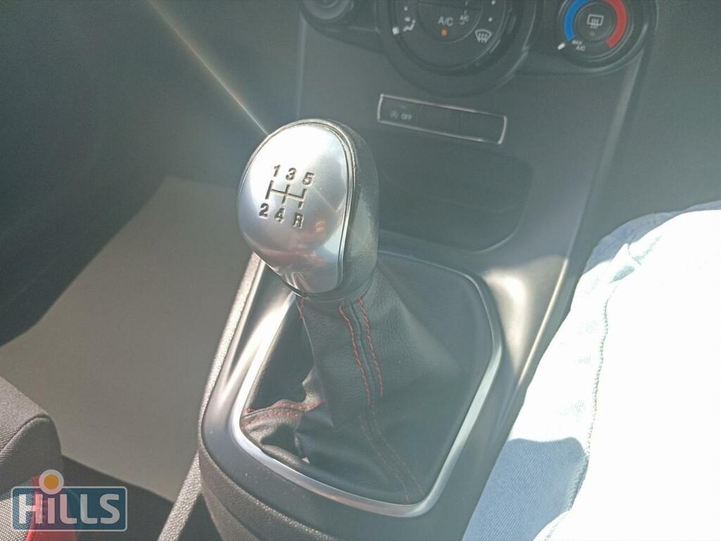 Ford Fiesta Orange #16