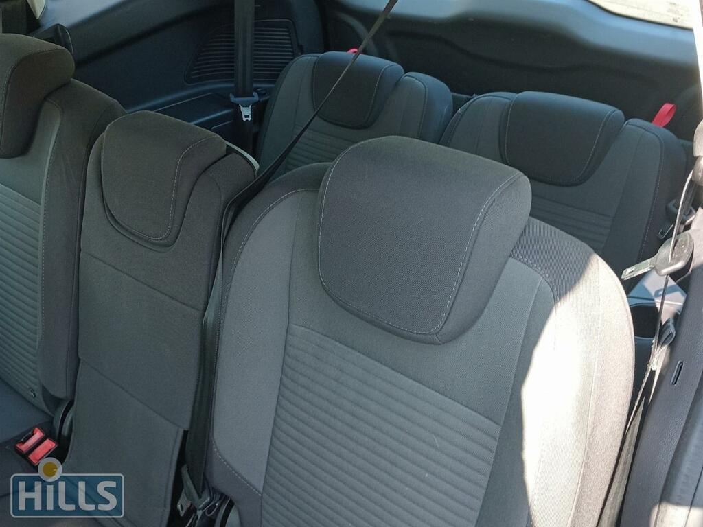 Ford Grand C-Max Blue #48