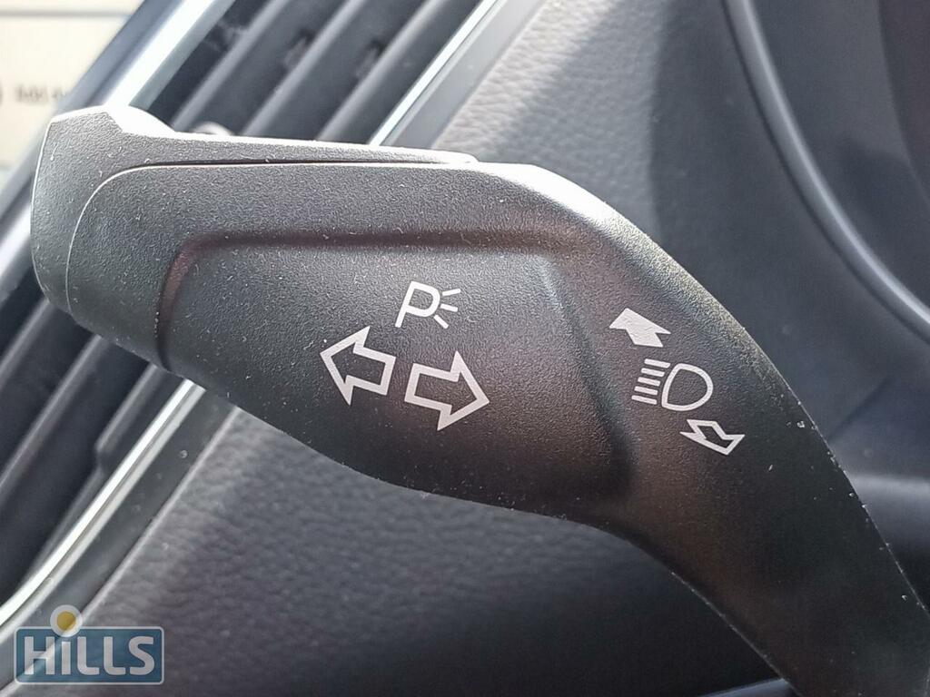Ford Grand C-Max Blue #33