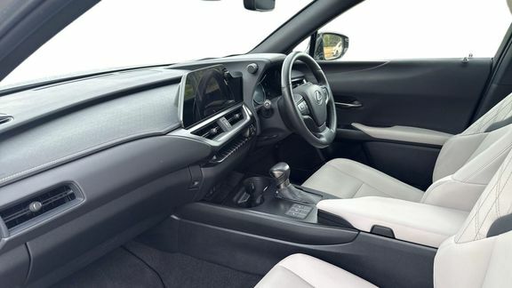 Lexus UX F Sport Design EK73KWZ  #5