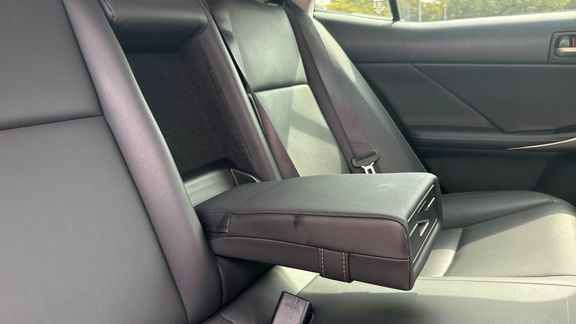 Lexus IS 300 2.5 Advance E-cvt Euro 6 Ss Black #18