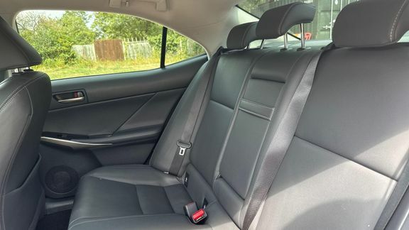 Lexus IS 300 2.5 Advance E-cvt Euro 6 Ss Black #15
