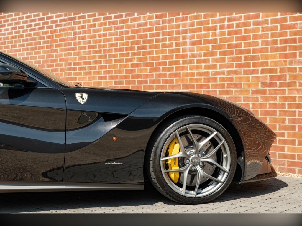 Ferrari  6.3 V12 F1 Dct Euro 5 Ss Red #18