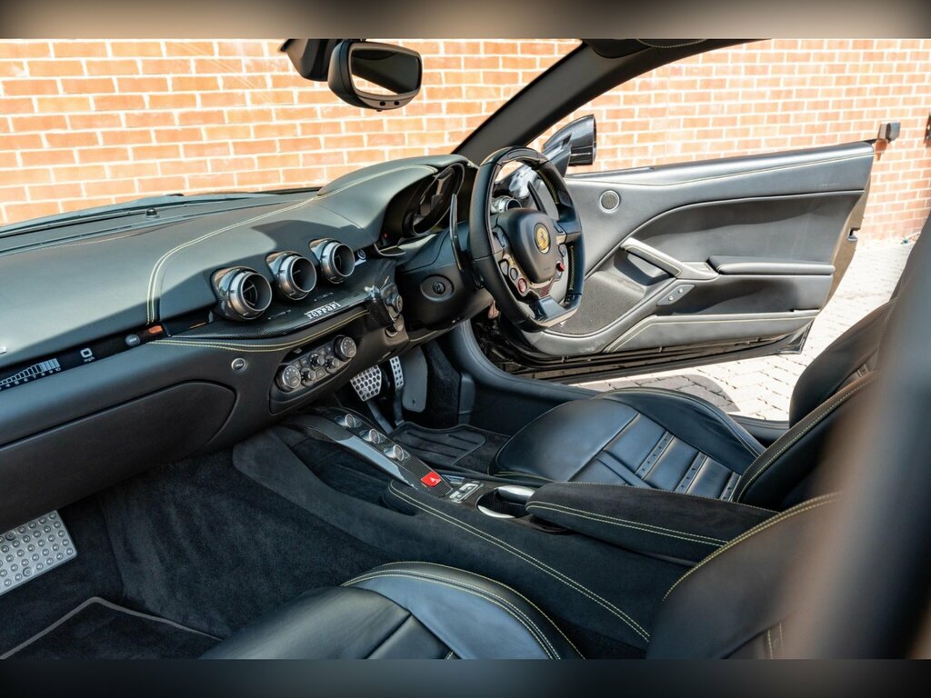 Ferrari  6.3 V12 F1 Dct Euro 5 Ss Red #7