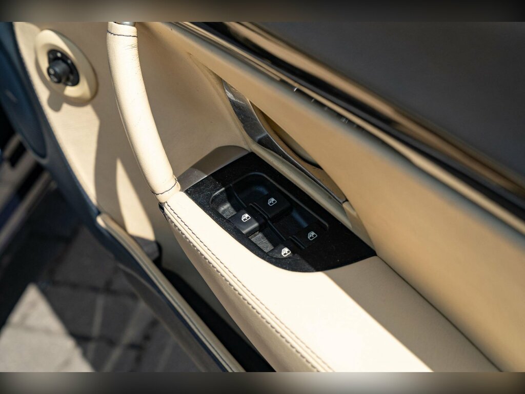 Maserati GranCabrio V8 Blue #16