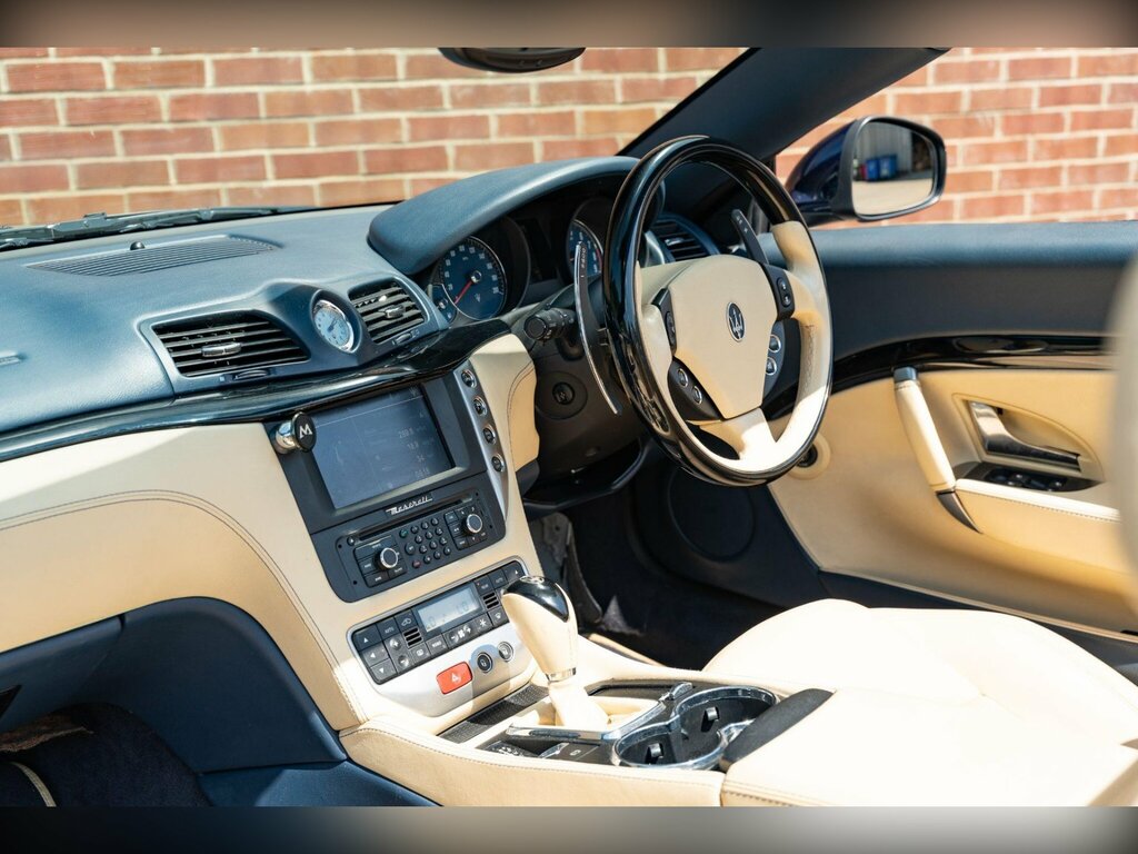 Maserati GranCabrio V8 Blue #13