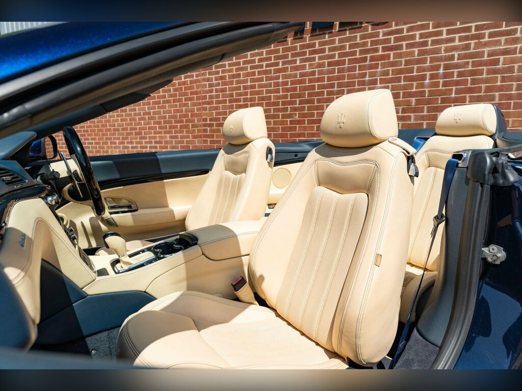 Maserati GranCabrio V8 Blue #23