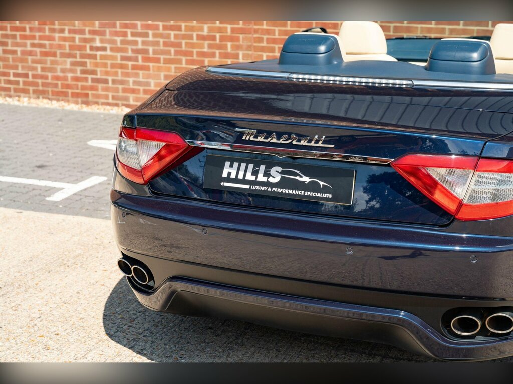 Maserati GranCabrio V8 Blue #31
