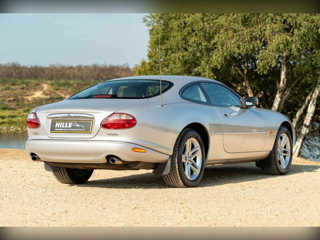 Jaguar XK8 4.2 2dr  #4