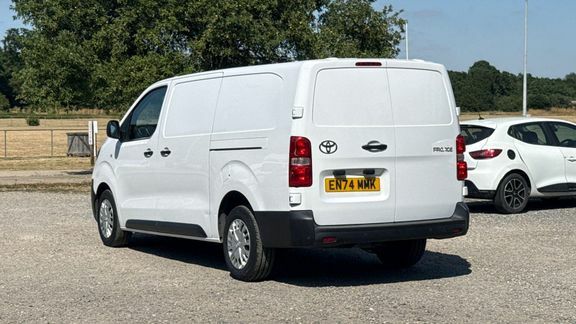 Toyota PROACE Icon Pl L2 2.0 144Hp White #5
