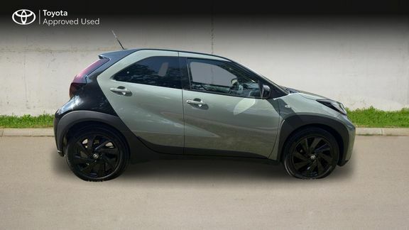 Toyota Aygo X Edge Parking Pack EF74BVY  #2