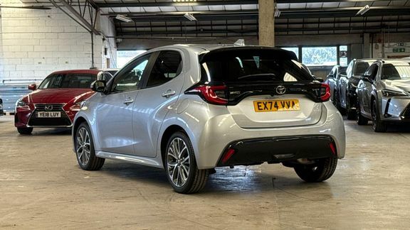 Toyota Yaris Excel Silver #5