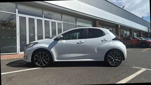 Toyota Yaris Design Safety Pack EF26KJO White #6