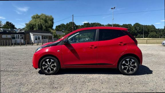 Toyota Aygo X X-trend Mmt Red #6