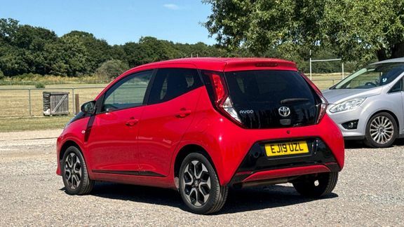 Toyota Aygo X X-trend Mmt Red #5