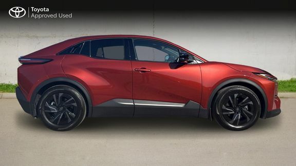 Toyota C-Hr Design Fwd 77 Kwh Silver #2