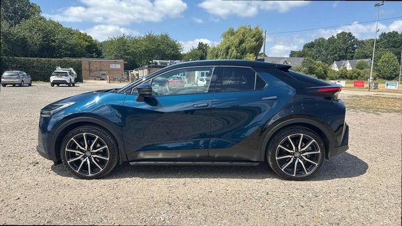 Toyota C-Hr Gr Sport Plug-in  #6
