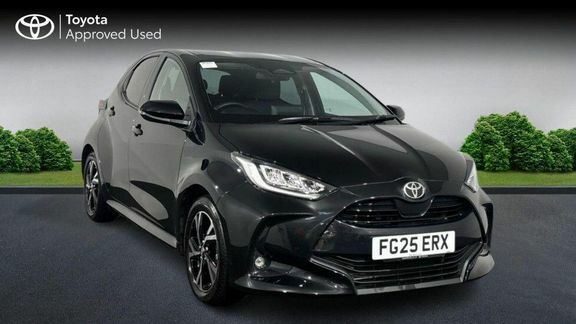 Toyota Yaris Design Black