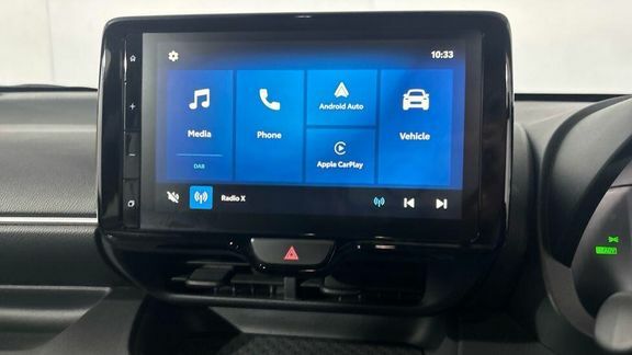 Toyota Yaris Design FG25ERX Black #6