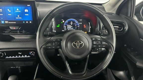 Toyota Yaris Design FG25ERX Black #5