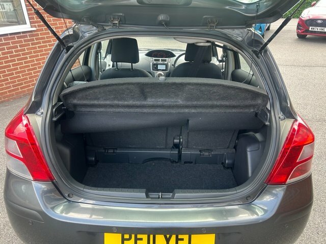 Toyota Yaris 1.33 Dual Vvt-i Tr Euro 5 Silver #12