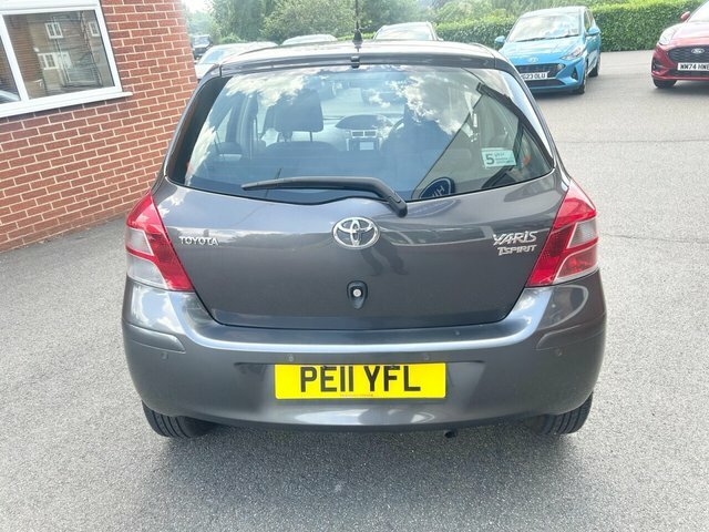 Toyota Yaris 1.33 Dual Vvt-i Tr Euro 5 Silver #7