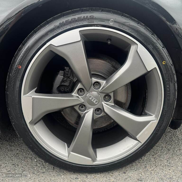 Audi A4 2.0T Fsi 225 Quattro Black Edition 4Drstronic Black #16