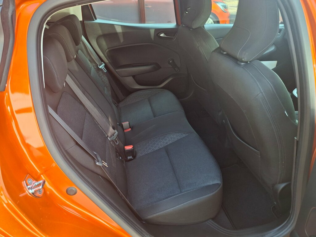 Renault Clio 1.0 Sce Play Hatchback Euro 6 S KP21DJF Orange #5