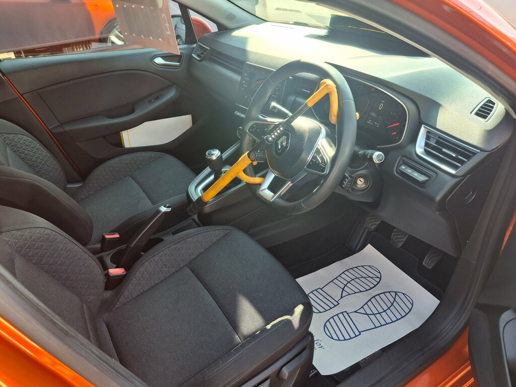 Renault Clio 1.0 Sce Play Hatchback Euro 6 S KP21DJF Orange #4