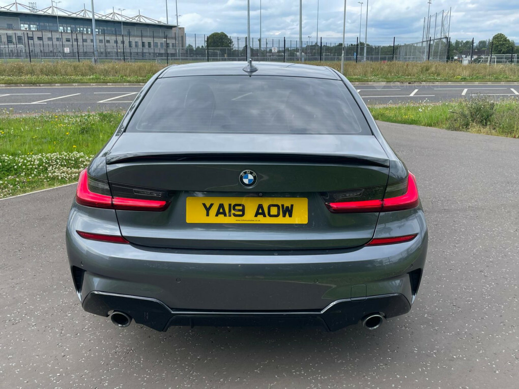 BMW 3 Series 318D M Sport Mhev Grey #4
