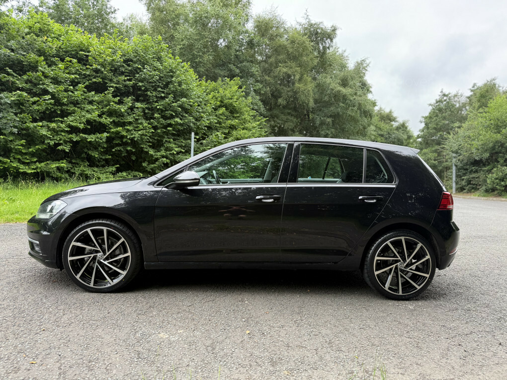 Volkswagen Golf Se Tdi Bluemotion Technology Black #4